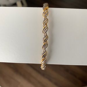 Gold bracelet